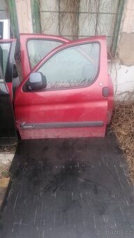 Citroen Berlingo + Partner, PP + LP červená barva