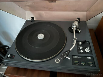 Gramofon Tesla MC400