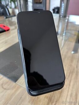 iPhone XS 64GB - Plně Funkční, Čtěte