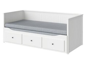 HEMNES Použitá (včetně matrací)