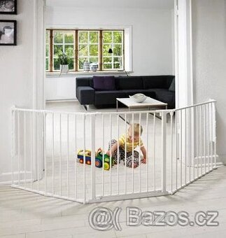 Dětská ohrádka ke krbu BabyDan Flex L 90-225 bílá