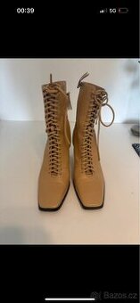 Zara, 38