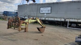 Podkop na smykový nakladač UN Locust