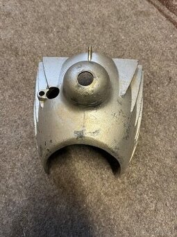 Jawa 250/11 Pérák kryt karburátoru