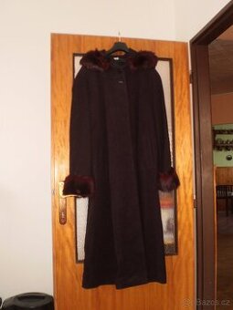 kabát dámský -  flauš - kapuce - odepínací kožešina 46