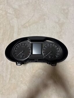 Prodám Naftové budíky Octavia 3