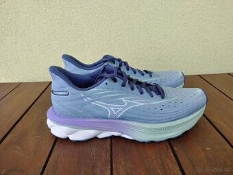 Dámské běžecké boty Mizuno Wave Skyrise 6 (EU 39)