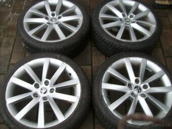 alu zimní kola Octavia III RS Dunlop 225.40.18"