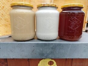 Med   (květový, pastovaný, lesní)