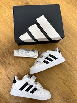 Adidas tenisky dětské unisex,velikost21,nové,Praha