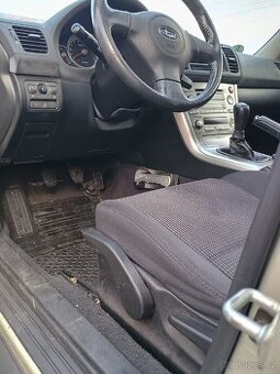 Subaru Outback 2.5i