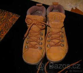 Boty Caterpillar dám. vel. 37- poštovné ZDARMA