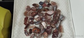 Achaty z podkrkonosi