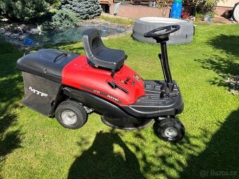 Zahradní traktůrek Rider