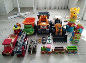 Hračky - auta, dřevěné, pro nejmenší