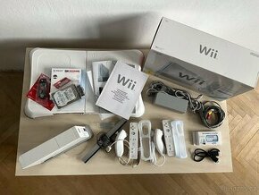 Nintendo Wii - 2 ovladače - 300G HDD s hrama - Balance board