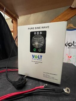 Solární MPPT regulátor a měnič VOLT 12/800W