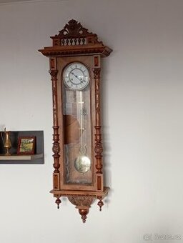 Nástěnné hodiny 135 cm
