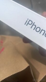 Prodám nový nerozbalený iPhone 16 Pro – 128 GB, černý