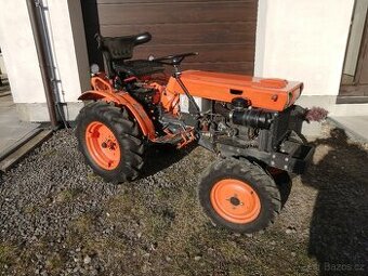 Kubota B7000 4x4
