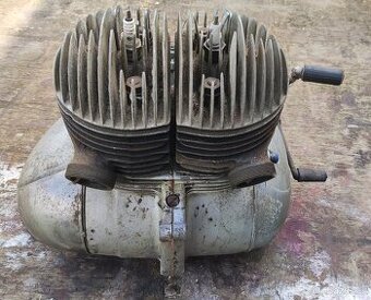 Jawa 350/18 pérák motor