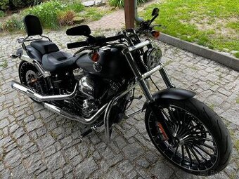 Harley Davidson Breakout