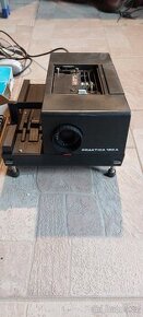 Prodám funkční promitačku Praktica diapozitivů - 1