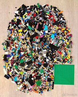 Lego mix s deskou 4 kg
