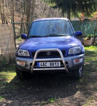 Toyota RAV4 2.0 benzín