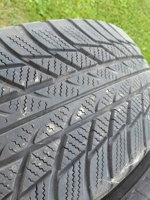 Bridgestone LM001 215/65/17 - 1