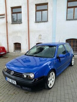 Golf 4