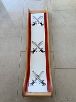 Prodám dřevěnou Skluzavku pro děti 150X40cm