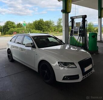 Audi A4 2.0 TDI 105kw ★ S LINE,BIXENON,R18,SERVISNÍ KNIHA