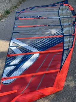 Windsurfingová plachta
