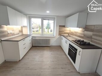 Pronájem bytu 2+1 v domě se zahradou, Ostrava-Radvanice