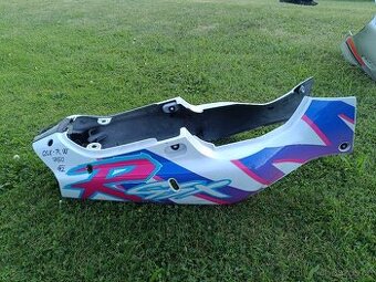 Podsedlov plast Suzuki GSX-R 750w