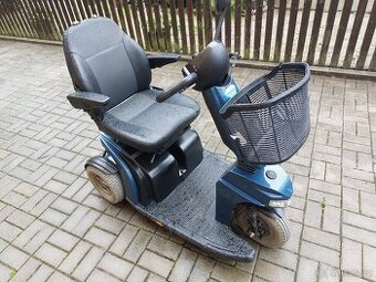 Skútr pro seniory Sterling XS - 1