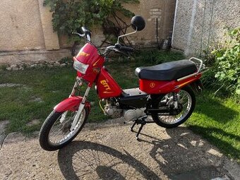 Moped hero majestic Jawa betka
