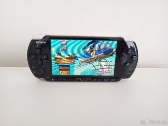 PSP typ 3004 se 115 hrami