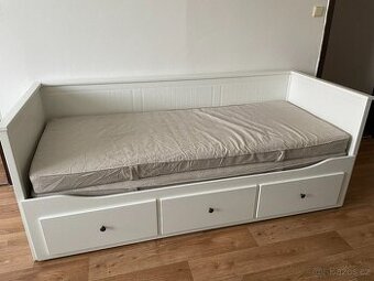 HEMNES Rozkl. postel+2xVANNAREID atrace s taštičkovými pruži