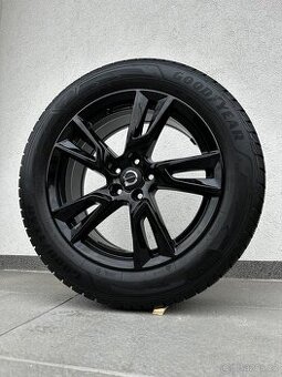 Alu kola 5x108 r18 s pneu (crn40)