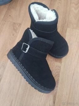 Zimní dětské boty vel. 27cm a stélka 17cm