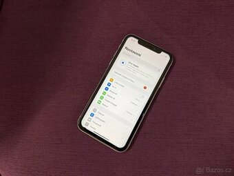 iPhone xr 64gb bílý