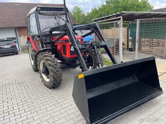 Zetor 6245 čelní nakladač