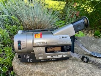 Sony Handycam vintage kamera na kazety