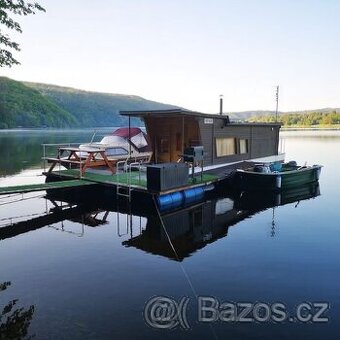 Pronájem hausbot Slapy