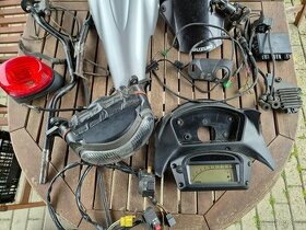 Suzuki XF 650 Freewind - Elektro - dily