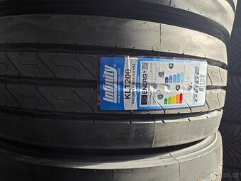 Prodám nákladní pneu Náves