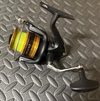 Naviják Shimano FX 4000