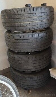 Sada 17" ALU kol Škoda 7Jx17 ET45 + pneu Pirelli 225/45 R17